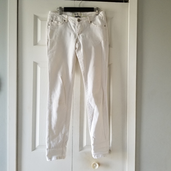👖 OFF WHITE SKINNY JEANS